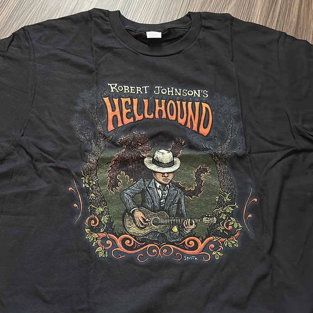 BRAND NEW!!! Robert Johnson’s HELLHOUND tshirt